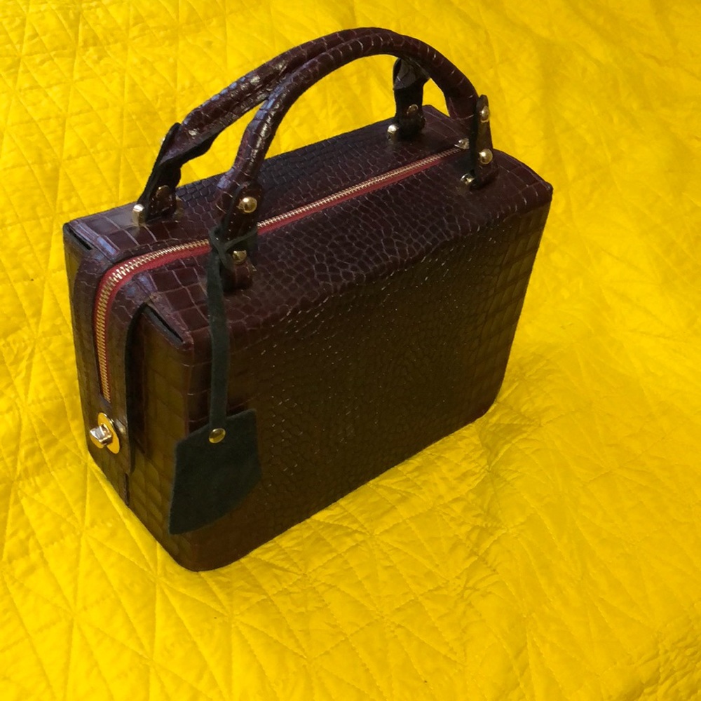 New Genuine Italian Leather bag